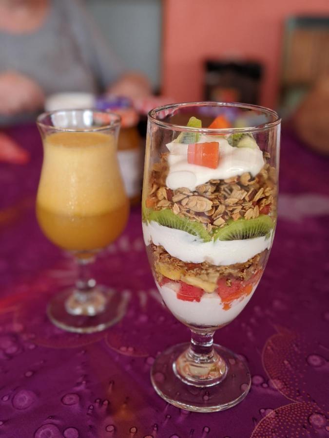 Seaside Inn Roatan Уест Бей Екстериор снимка