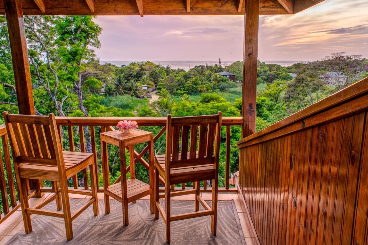 Seaside Inn Roatan Уест Бей Екстериор снимка