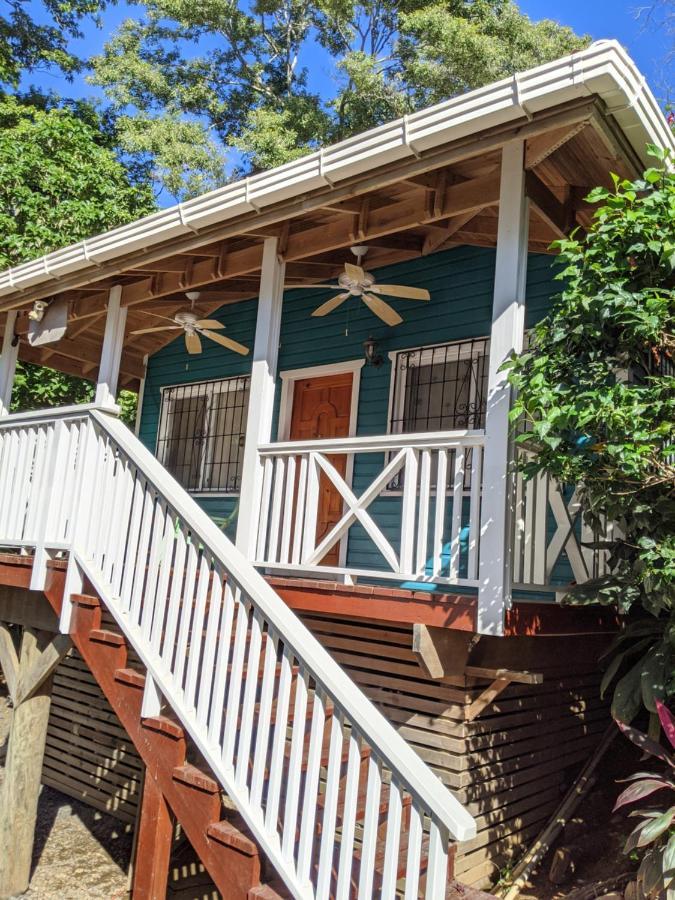 Seaside Inn Roatan Уест Бей Екстериор снимка